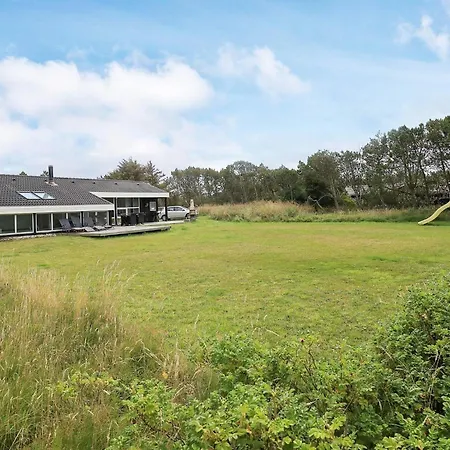 4 Star Holiday Home In Lokken Сasa de vacaciones