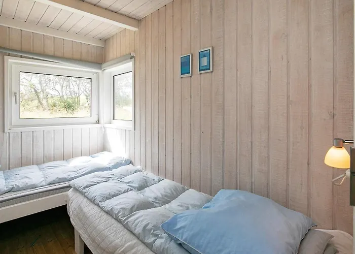 8 Person In לוקן