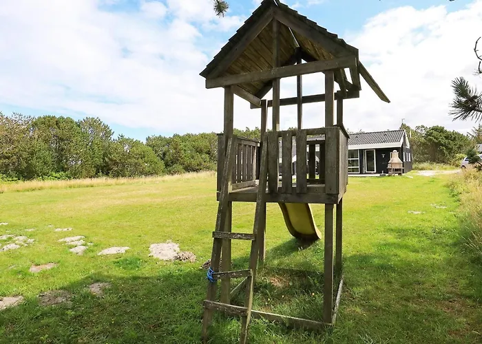 8 Person In בית נופש לוקן